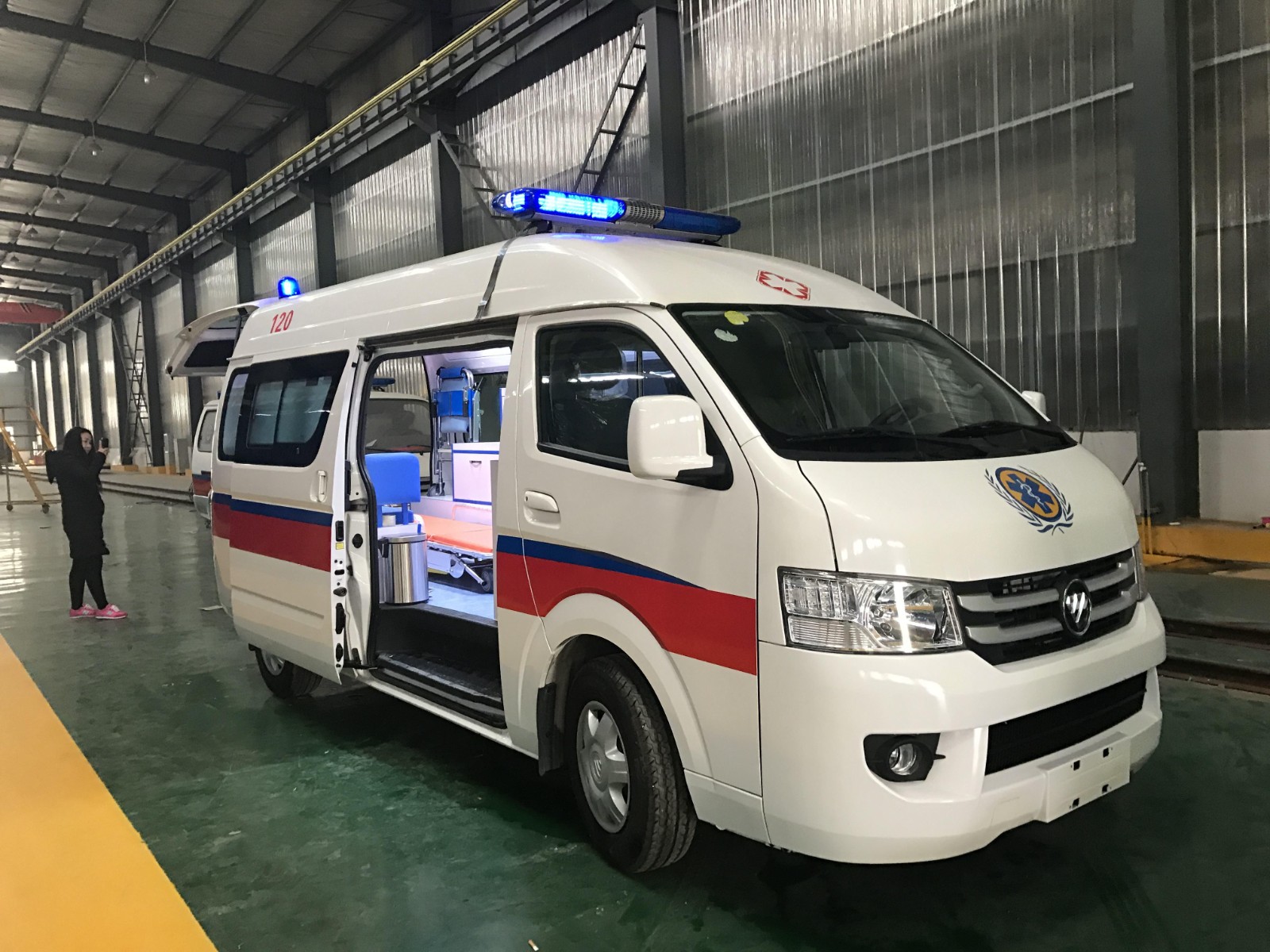 南木林县救护车转院